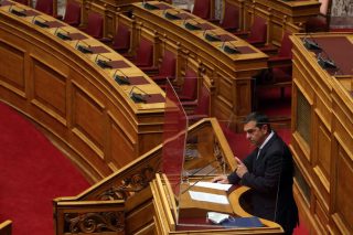 «Εξοφλείτε γραμμάτια στους καναλάρχες»