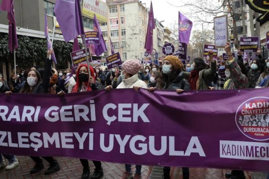 Νέο κρεσέντο αυταρχισμού από Ερντογάν
