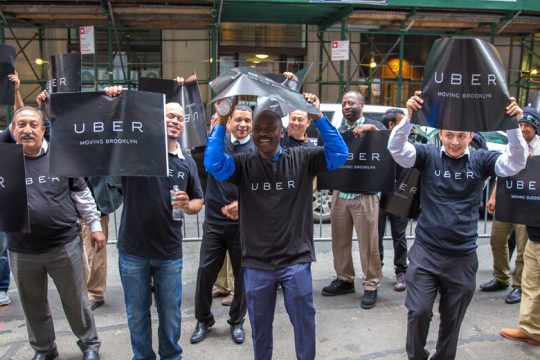 Uber:αλλαγή σελίδας ή μήπως ντρίμπλα;