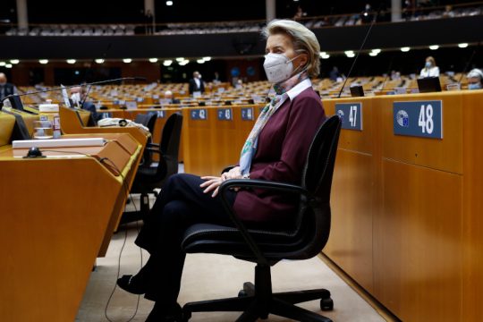 Τι είπε η φον ντερ Λάιεν στη Σύνοδο για τα εμβόλια