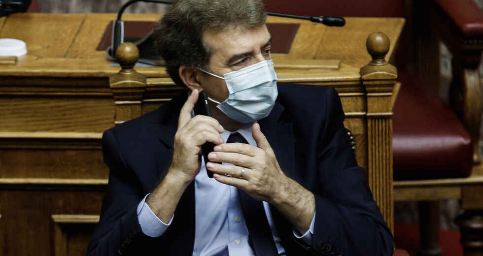 22 αστυνομικοί του 7ου ορόφου της ΓΑΔΑ συνιστούν…