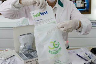 Υποχρεωτικά self tests για εργαζόμενους έξι κλάδων