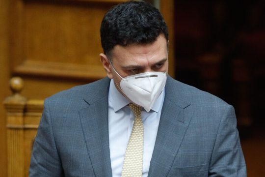 Με τις ευλογίες Κικίλια η απόλυση Καταραχιά