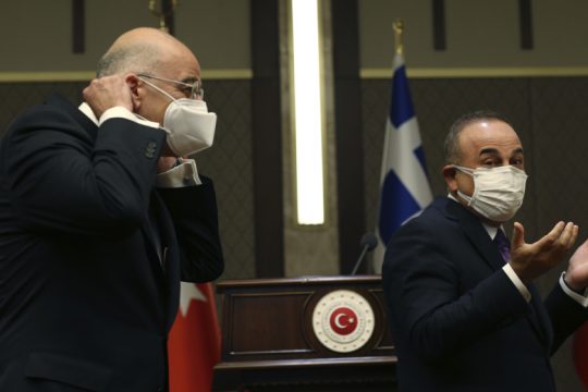 Ειλικρινής ανταλλαγή απόψεων στον δρόμο για Βρυξέλλες