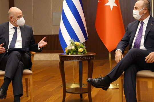 Κι όμως, συζητάμε με την Τουρκία για όλα