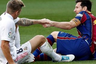 Clasico τίτλου σε νέο φόντο