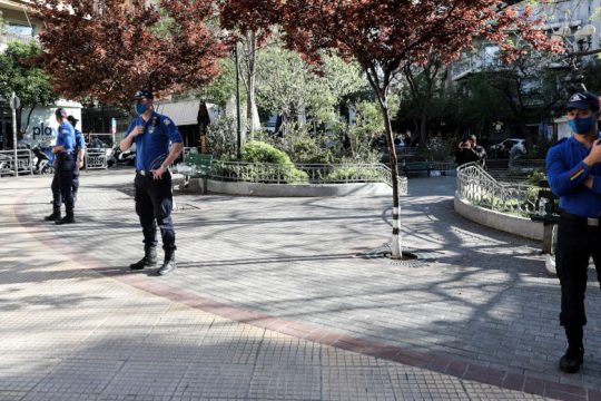 Επιχείρηση της ΕΛ.ΑΣ. και αποκλεισμός της πλατείας Αγ. Γεωργίου στην Κυψέλη