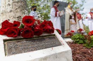«Αίμα είναι το δάκρυ μας»