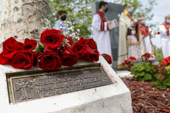 «Αίμα είναι το δάκρυ μας»