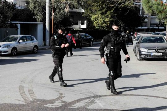 Τι δείχνουν η βαλλιστική και οι μαρτυρίες για την ενέδρα θανάτου στον Καραϊβάζ