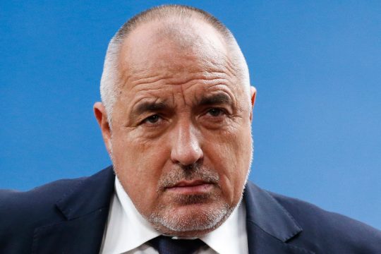 Προβάδισμα νίκης χωρίς πλειοψηφία για τον Μπορίσοφ