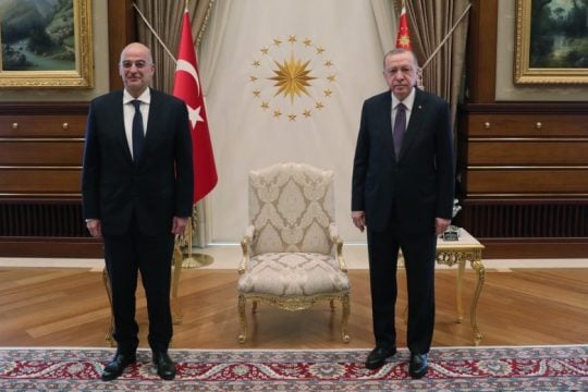 Τετ-α-τετ Δένδια με Ερντογάν και Τσαβούσογλου στην Άγκυρα