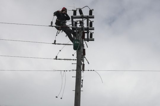 Στον εισαγγελέα οι συλληφθέντες για το δυστύχημα με τρεις νεκρούς από ηλεκτροπληξία
