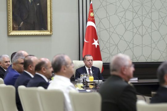 Νέα φάλτσα από την Αγκυρα