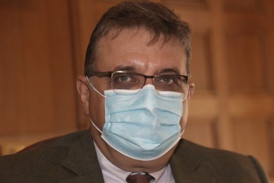 Εξαδάκτυλος: Χρήσιμα μεν, αλλά όχι μαζική λύση στο πρόβλημα τα self test