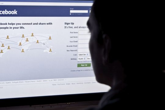 Facebook, από την απεριόριστη «ελευθερία» στο βασίλειο της λογοκρισίας