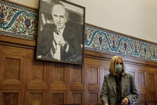 Απάντηση Γεννηματά με αιχμές