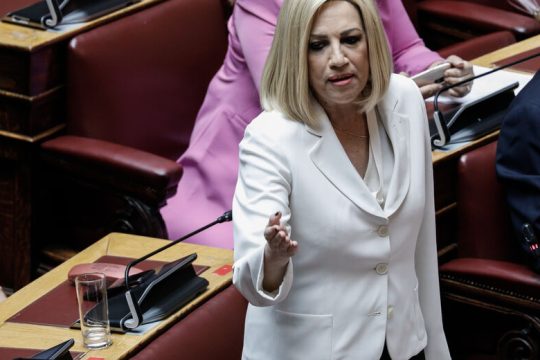 ΚΙΝ.ΑΛΛ.: Μάχη για τα εργασιακά