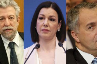 Ημουν. Ησουν. Ηταν.