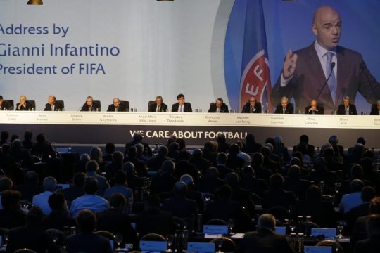 Πρώτη δημόσια τοποθέτηση του προέδρου της FIFA για το «πραξικόπημα» των «12»