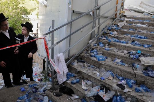 Εικόνες χάους την ώρα της τραγωδίας στο όρος Μερόν