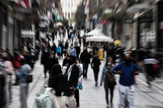 ΕΣΘ: Από τις 13/1 έως τις 28/2 οι χειμερινές εκπτώσεις