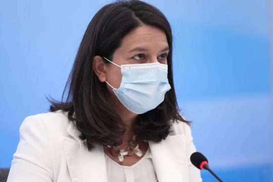 Στις 10 Μαΐου ανοίγουν δημοτικά και γυμνάσια, δεν θα γίνουν προαγωγικές και απολυτήριες εξετάσεις