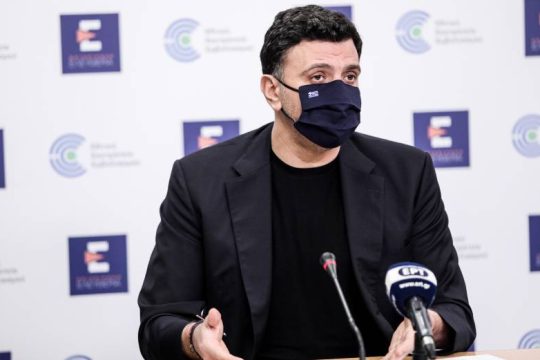 Κικίλιας: Τον Ιούνιο οι εμβολιασμοί των σαραντάρηδων