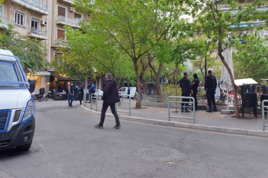 Οι μαζώξεις στις πλατείες πίσω από το… προφανές