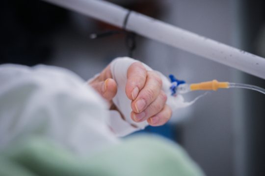 Πέντε νεκροί από κορονοϊό στην Κρήτη σε ένα 24ωρο