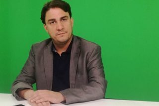 Οπισθεν ολοταχώς στις εργασιακές σχέσεις