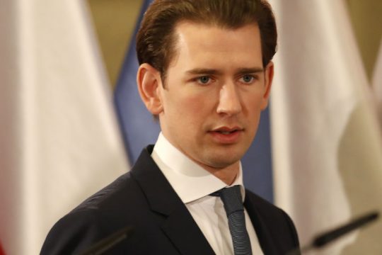 Στο εδώλιο κάθεται ο Αυστριακός πρώην καγκελάριος