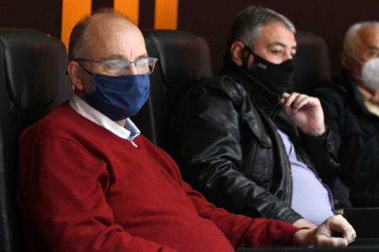 Η εισβολή και οι αντεγκλήσεις