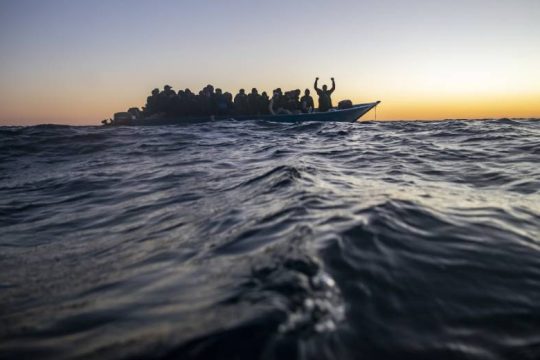 Υποκλοπές από τη Λιβύη δείχνουν τις ευθύνες για εκατοντάδες θανάτους στη Μεσόγειο