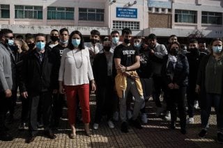 Λιγότερες ώρες μάθημα με τα λύκεια ανοιχτά
