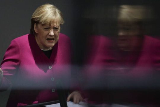 Προς «ναυάγιο» η πρόταση Μέρκελ για αυστηρό lockdown