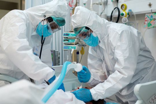 Πένθιμο εμβατήριο από το «ακορντεόν» της κυβέρνησης