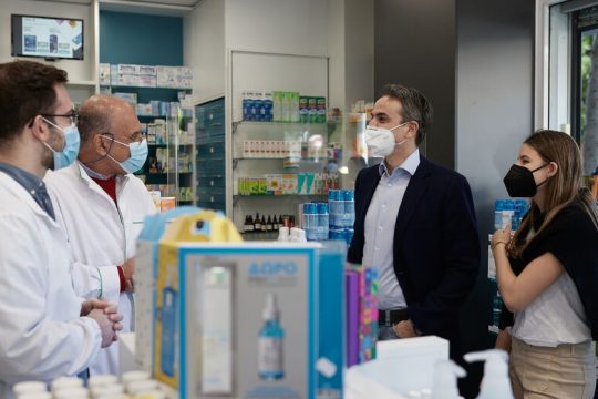 Επικοινωνιακοί χειρισμοί και ευχολόγια για τεστ αυτοδιάγνωσης και εμβολιασμούς