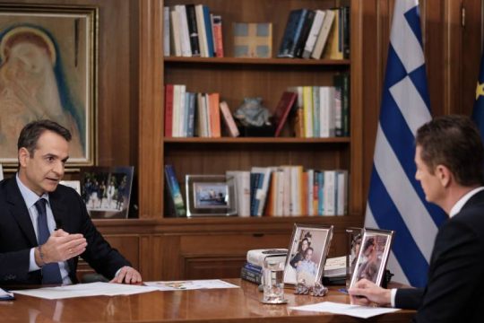 «Μία από τα ίδια» ο Κ. Μητσοτάκης για εμβόλια, ατομική ευθύνη και Πάσχα