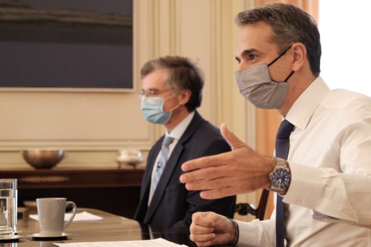 Δημοσκόπηση: Η κυβέρνηση επηρεάζει τις αποφάσεις της Επιτροπής