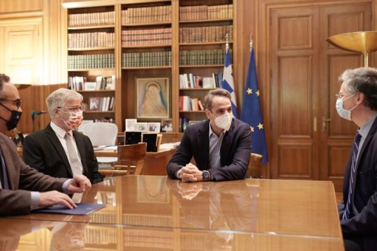 Covid-19: Ξεκινούν στην Ελλάδα κλινικές δοκιμές του υποψήφιου ισραηλινού φαρμάκου