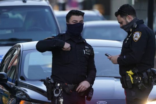 Νέα Υόρκη: Δίωξη έπειτα από ρατσιστικό σχόλιο σε μυστικό αστυνομικό ασιατικής καταγωγής