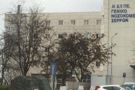 Καλπάζει ο ιός, αντέχει το ΕΣΥ στη Θεσσαλονίκη