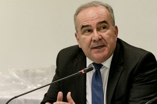 Παπαθανάσης: Μετά το Πάσχα σε ανοιχτούς χώρους θα ανοίξει η εστίαση