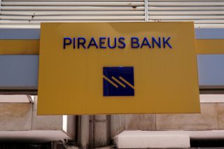 Πειραιώς: 305 εκατ. το ΤΧΣ, 265 εκατ. ο Πόλσον