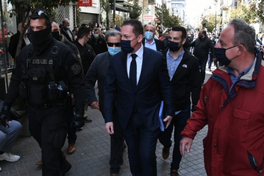 Από τα λουκέτα στο click away: Το απόλυτο μπάχαλο για Θεσσαλονίκη, Αχαΐα, Κοζάνη