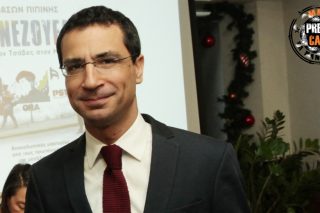 Press Cafe: Κύριος Πιπίνης