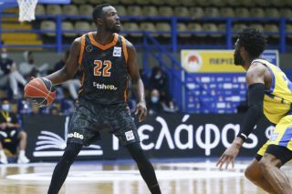 Γκραντ Προμηθέας, 73-70 στο Περιστέρι