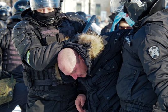 1.800 συλλήψεις στη Ρωσία κατά τις διαδηλώσεις υπέρ του Ναβάλνι