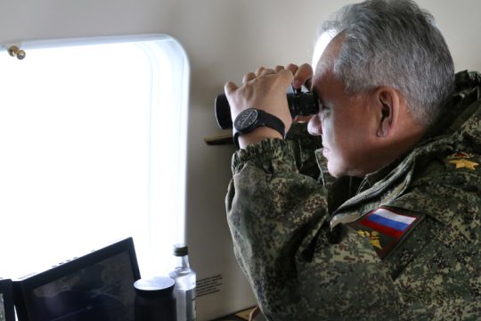 Μόσχα: Εντολή για επιστροφή των στρατευμάτων από τα σύνορα με την Ουκρανία
